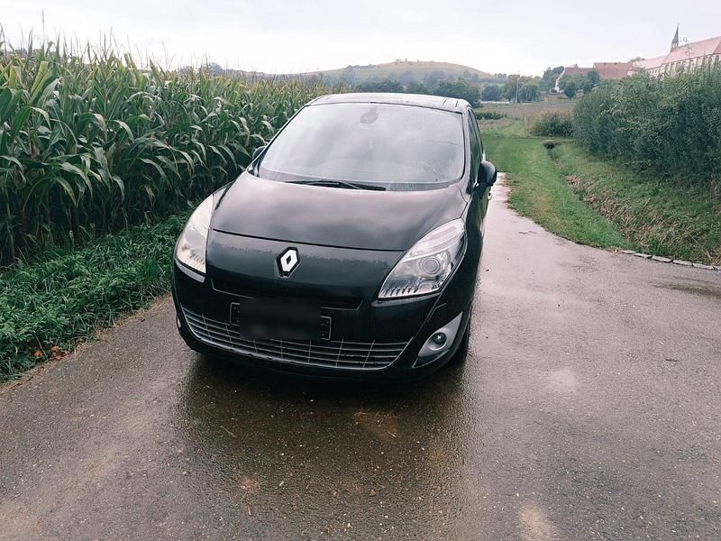 Schwarz Gebraucht 2009 Renault Mégane GrandTour Kombi | 1.950 € - Bild 1/4