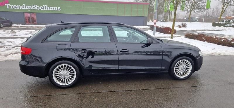 Gebraucht Audi A4 177 PS (130 kW) 2014 Schwarz Kombi