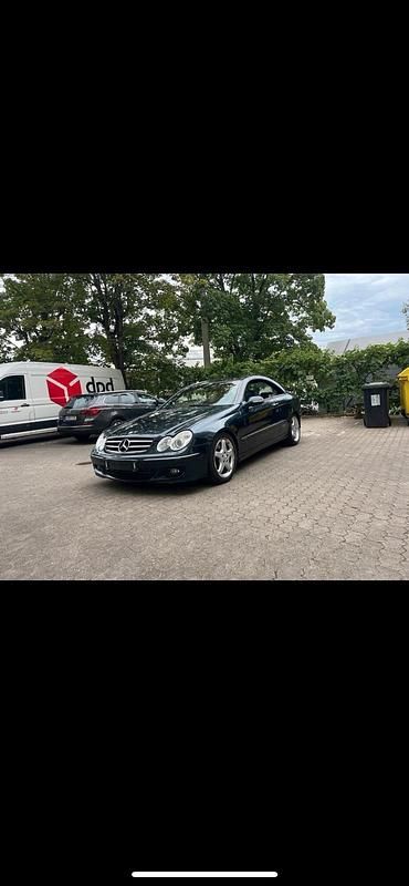 Schwarz Gebraucht 2006 Mercedes CLK320 Avantgarde Coupé | 6.499 € (Fairer Preis) - Bild 1/4