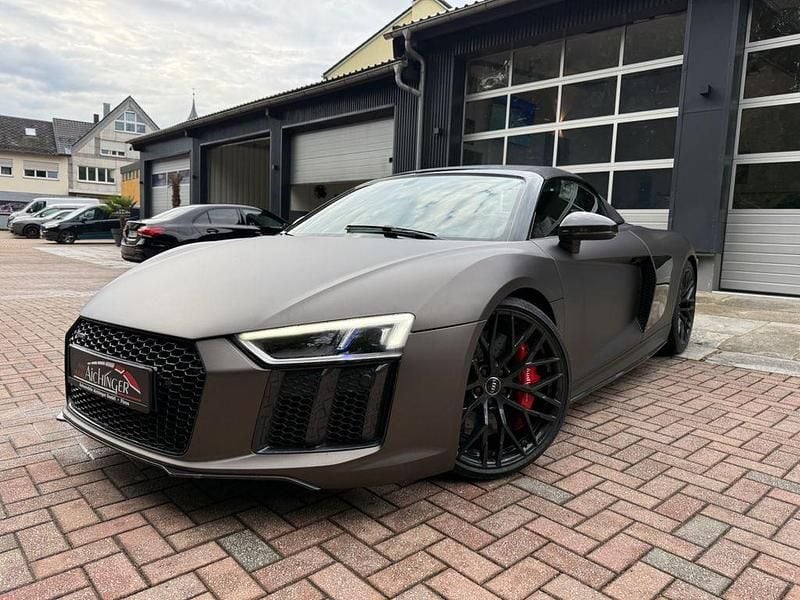 Braun Gebraucht 2018 Audi R8 Spyder Exclusive Cabrio | 123.900 € (Superpreis) - Bild 1/4