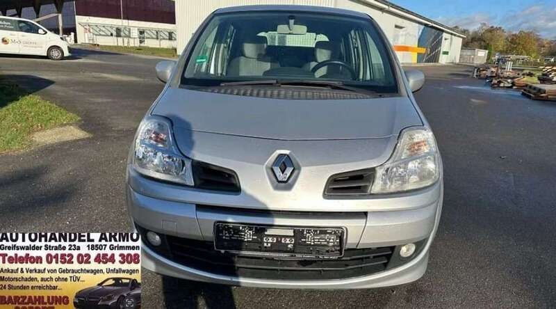 Platingrau Gebraucht 2009 Renault Grand Modus Dynamique Van / Kleinbus | 2.300 € (Guter Preis) - Bild 1/4