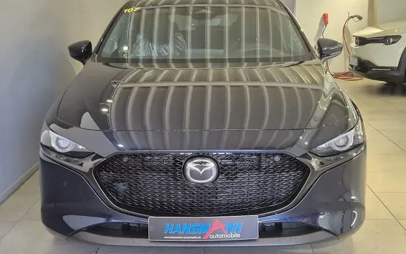 Neu Mazda 3 Center-Line 140 PS (102 kW) 2026 Blau Limousine