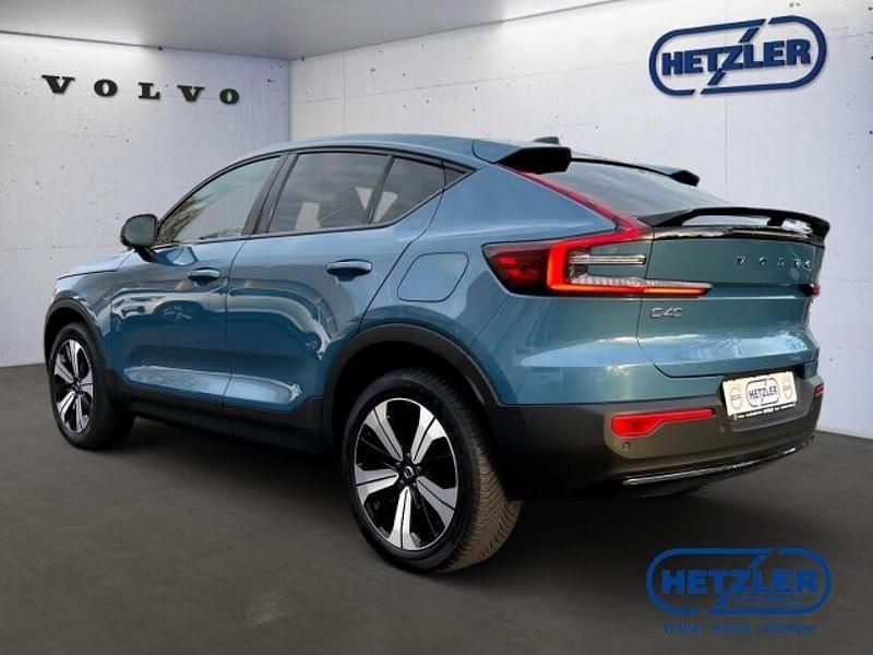 Gebraucht Volvo C40 Core 169 kW (231 PS) 2022 Fjord blue / metallic SUV