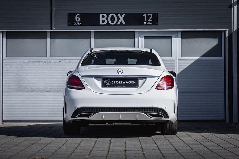 Gebraucht Mercedes C250 AMG line 204 PS (150 kW) 2016 Polarweiss Limousine