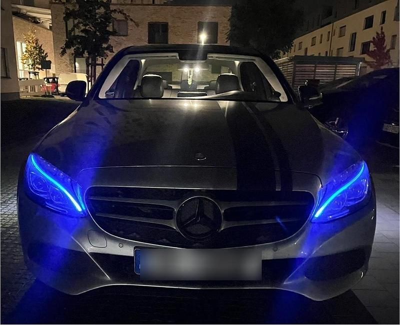 Grau Gebraucht 2015 Mercedes C220 Limousine | 15.000 € (Guter Preis) - Bild 1/4