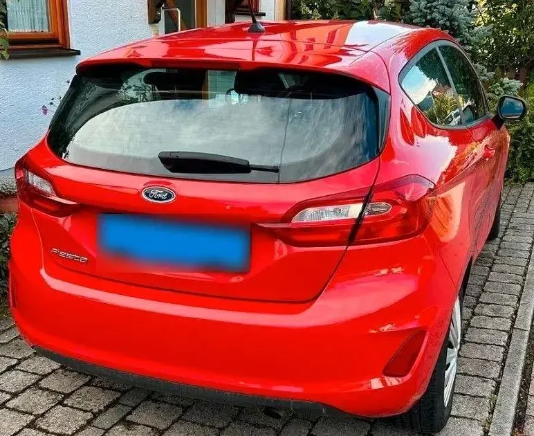Gebraucht Ford Fiesta Trend 71 PS (52 kW) 2018 Rot Kleinwagen