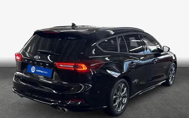 Gebraucht Ford Focus ST-Line X 155 PS (114 kW) 2025 Schwarz Kombi