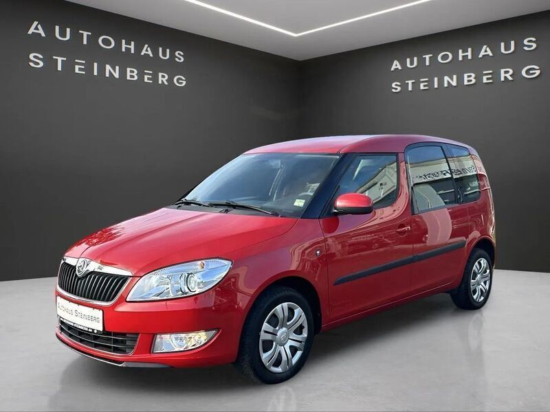 Rot Gebraucht 2013 Skoda Roomster Ambition Kombi | 12.950 € - Bild 1/4