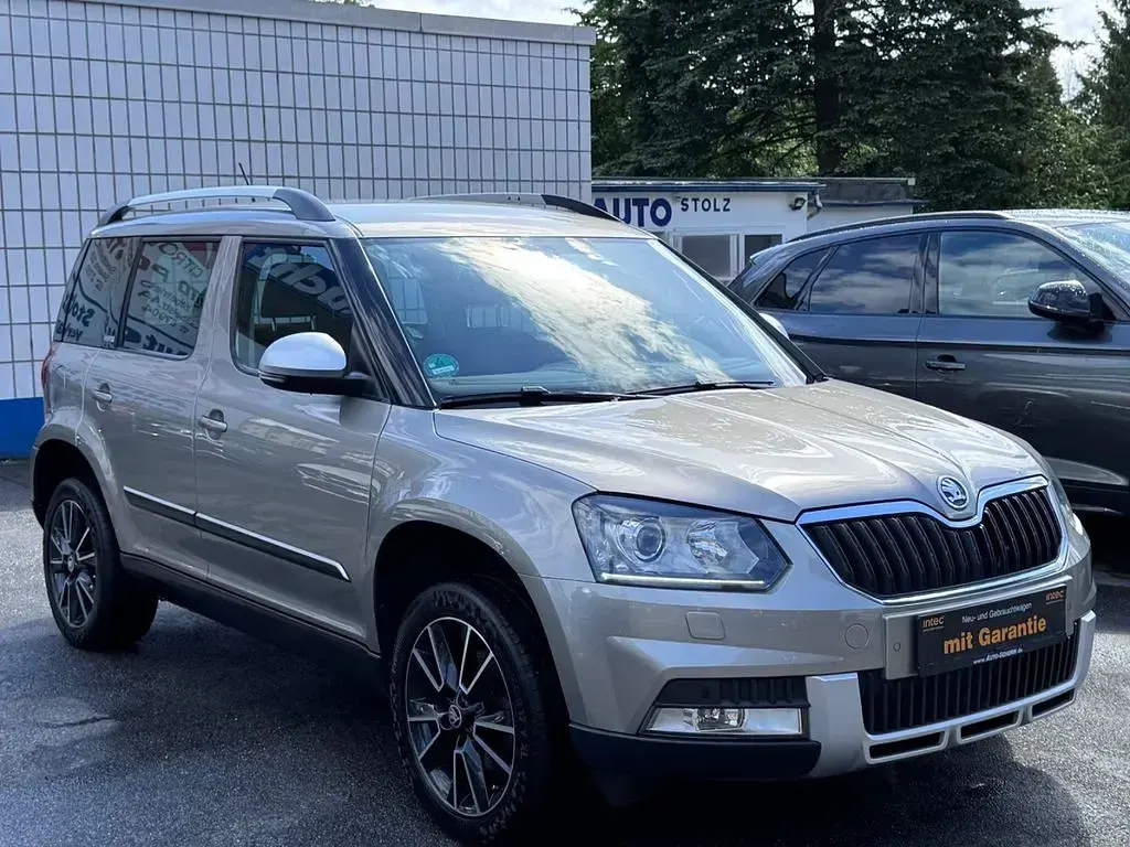 Gebraucht Skoda Yeti Adventure 150 PS (110 kW) 2016 Beige SUV