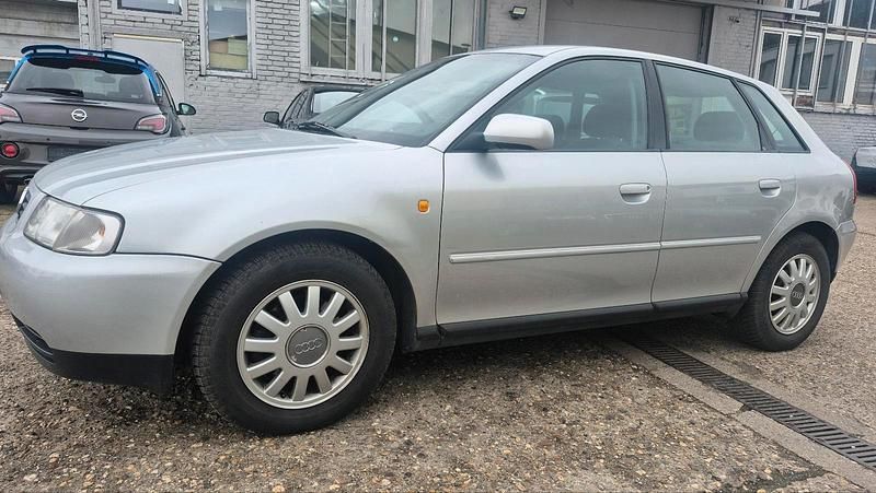 Gebraucht Audi A3 2000 Silber Kleinwagen