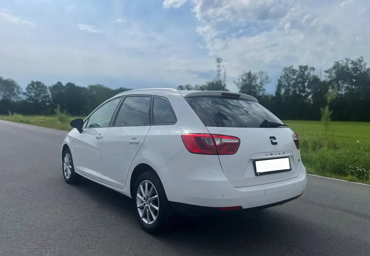 Gebraucht Seat Ibiza 90 PS (66 kW) 2016 Weiß Limousine