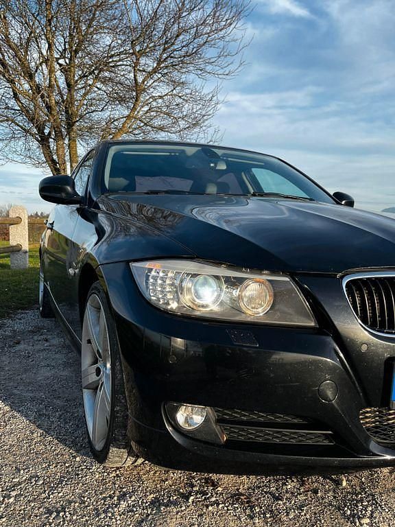 Gebraucht BMW 335 Sport Line 286 PS (210 kW) 2011 Schwarz Limousine