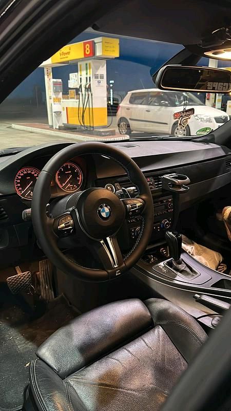 Second-hand BMW 325 197 CP (144 kW) 2009 Negru Break