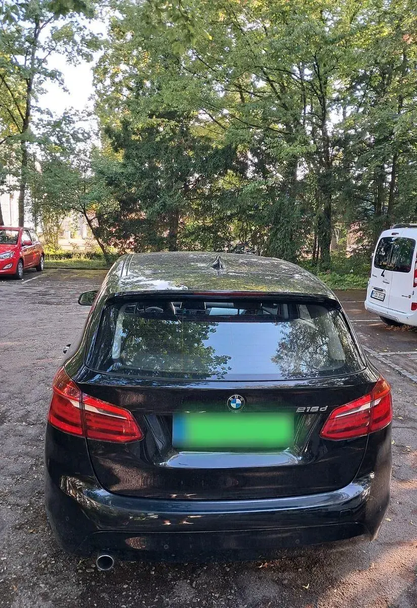 Gebraucht BMW 216 Active Tourer 116 PS (85 kW) 2017 Schwarz Van / Kleinbus