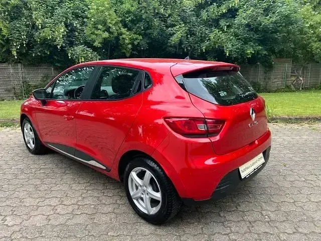 Gebraucht Renault Clio Dynamique 90 PS (66 kW) 2014 Rot Limousine