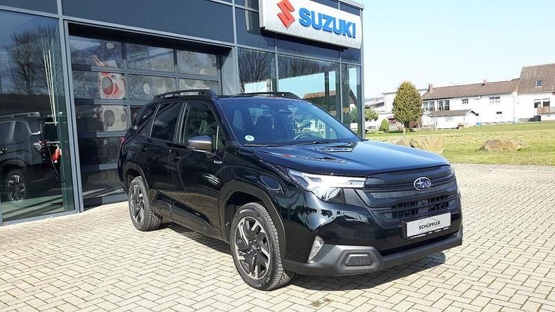 Gebraucht Subaru Forester Exclusive+ 136 PS (100 kW) 2026 Schwarz SUV
