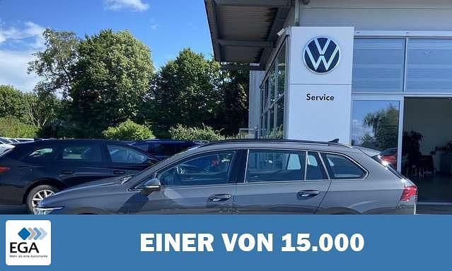 Grau metallic Gebraucht 2023 VW Golf VIII Life Kombi | 25.820 € (Fairer Preis) - Bild 1/4
