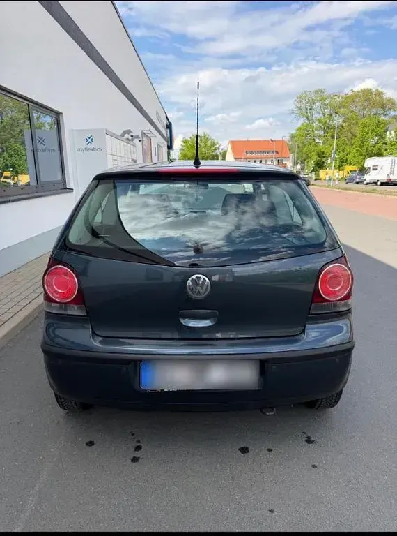 Gebraucht VW Polo 70 PS (51 kW) 2007 Grau Kleinwagen