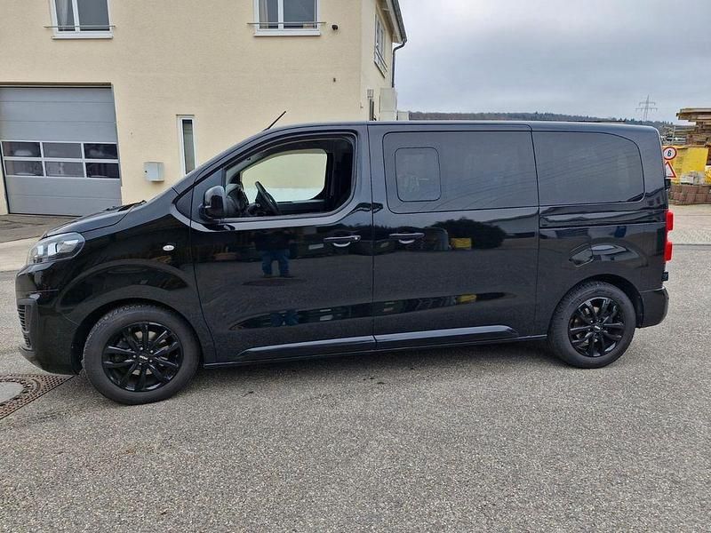 Schwarz Gebraucht 2019 Citroën Spacetourer Van / Kleinbus | 23.800 € (Guter Preis) - Bild 1/4