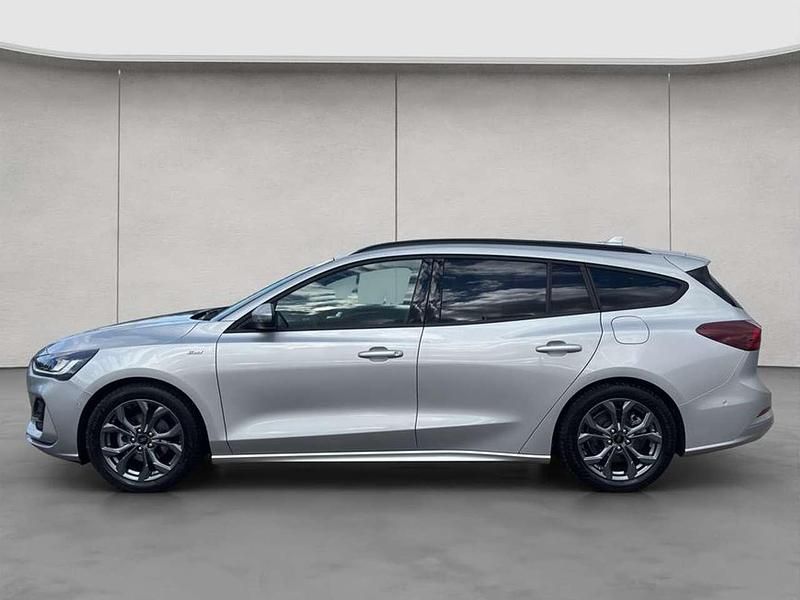 Gebraucht Ford Focus ST-Line X 155 PS (114 kW) 2024 Moondust silber metallic Kombi