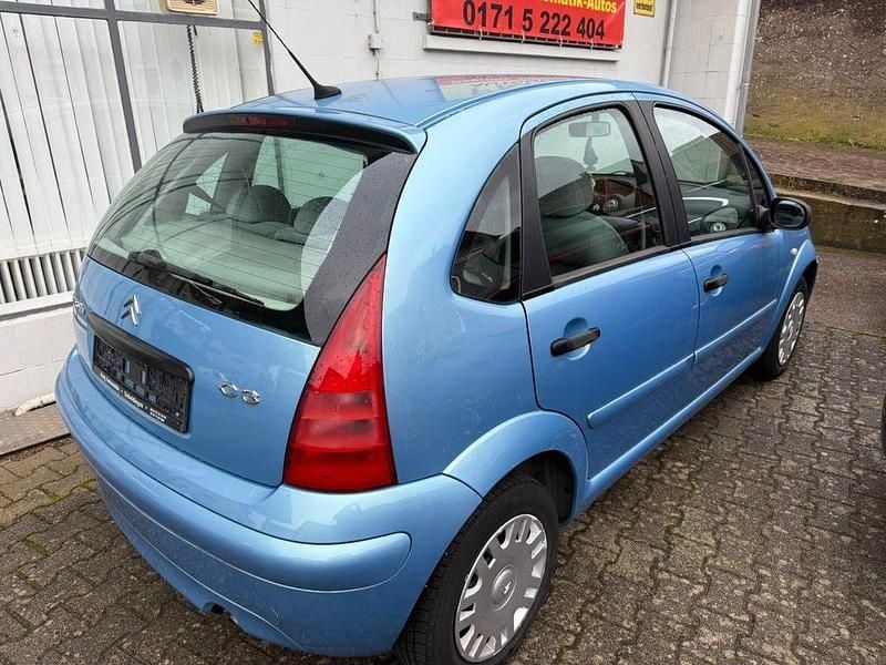 Second-hand Citroën C3 73 CP (53 kW) 2005 Albastru Berlinǎ