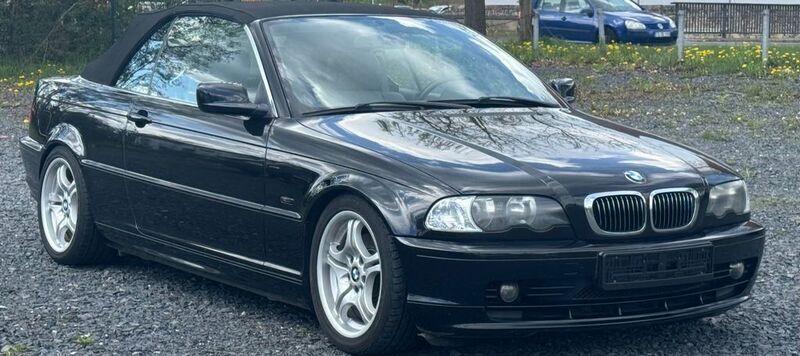 Schwarz Gebraucht 2001 BMW 320 Cabriolet Sport Line Cabrio | 8.700 € (Fairer Preis) - Bild 1/4