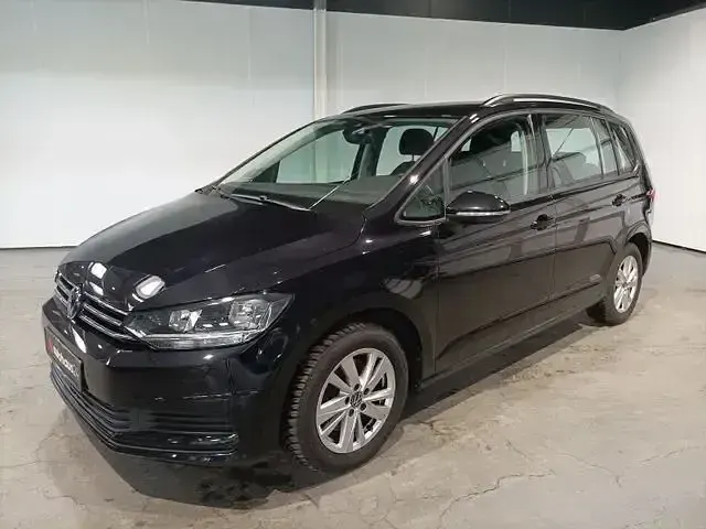 Gebraucht VW Touran Comfortline 150 PS (110 kW) 2022 Schwarz Van / Kleinbus