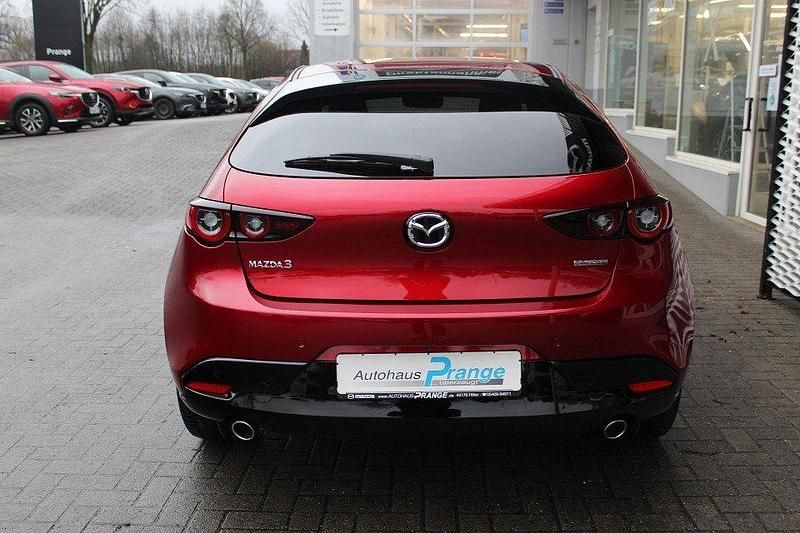 Neu Mazda 3 Homura-Line 140 PS (102 kW) 2026 Rot Limousine