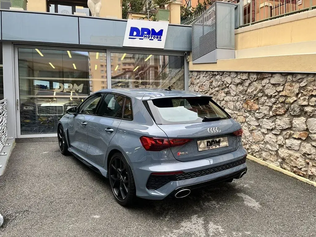 Gebraucht Audi RS3 Sport 400 PS (294 kW) 2022 Grün Limousine