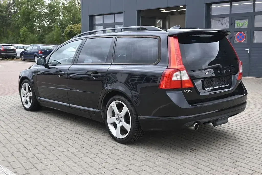 Gebraucht Volvo V70 R-Design 175 PS (128 kW) 2010 Schwarz Kombi