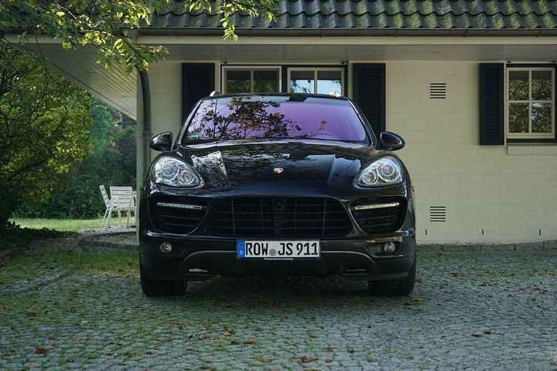 Gebraucht Porsche Cayenne Turbo 500 PS (367 kW) 2010 Schwarz SUV