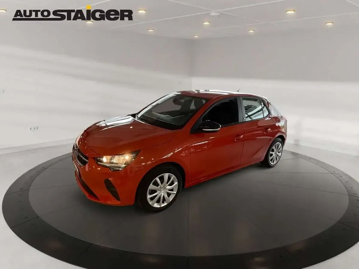 Gebraucht Opel Corsa-e Edition 100 kW (136 PS) 2022 Power orange/dynamik orange Kleinwagen
