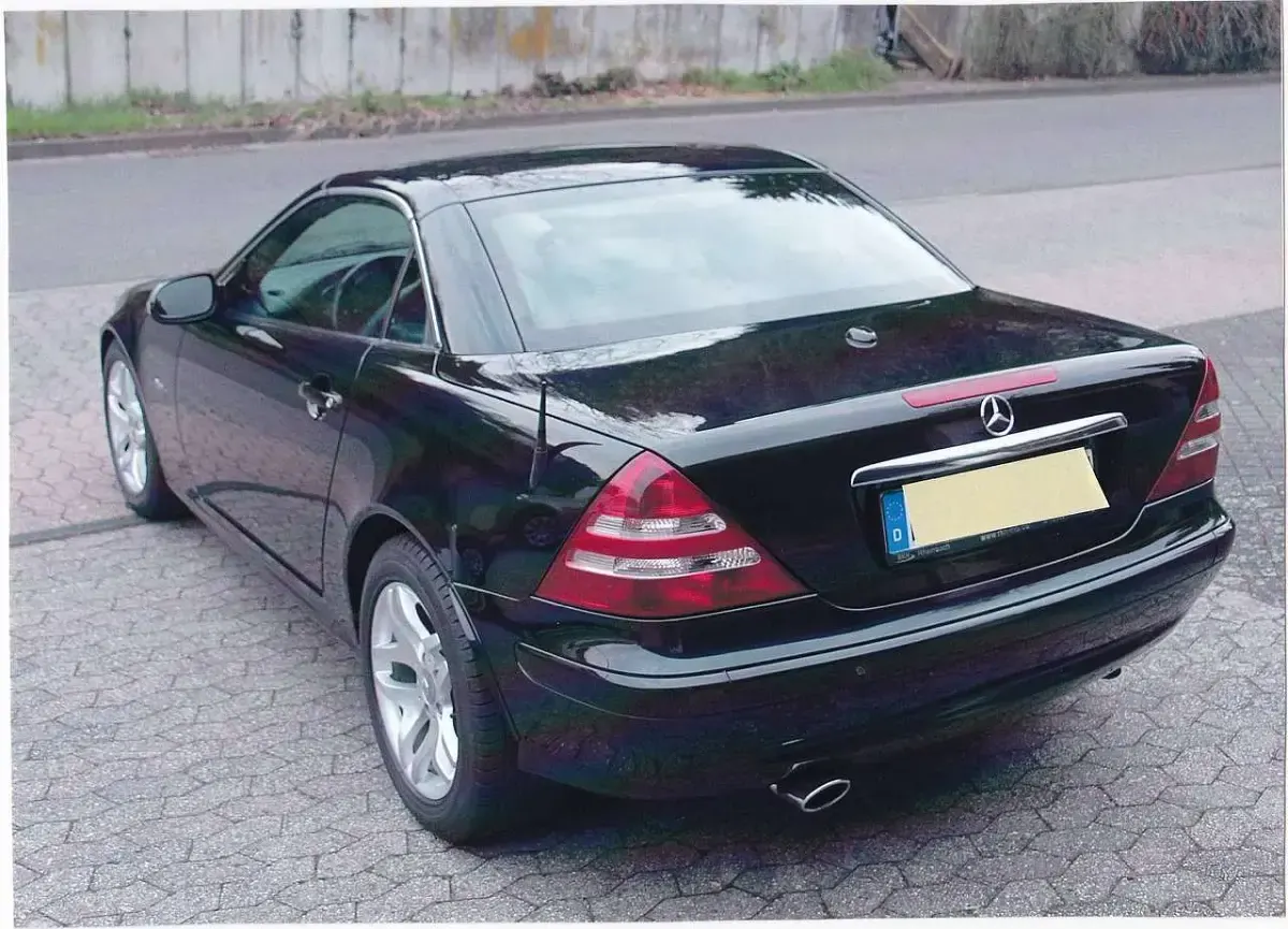 Usata Mercedes SLK200 163 CV (119 kW) 2004 Nero Cabrio