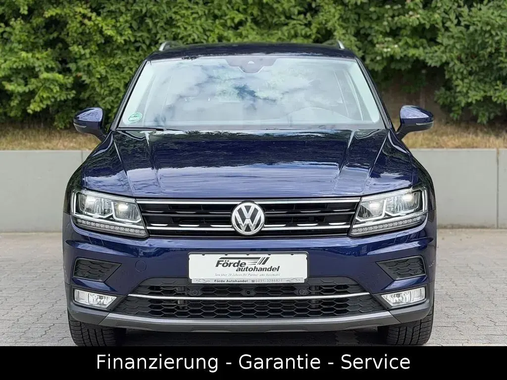 Gebraucht VW Tiguan Highline 150 PS (110 kW) 2016 Blau SUV