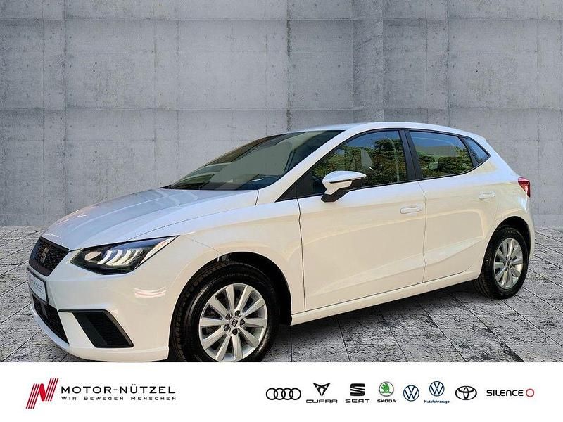 "candy" weiss Gebraucht 2022 Seat Ibiza Style Kleinwagen | 15.630 € (Etwas zu teuer) - Bild 1/4