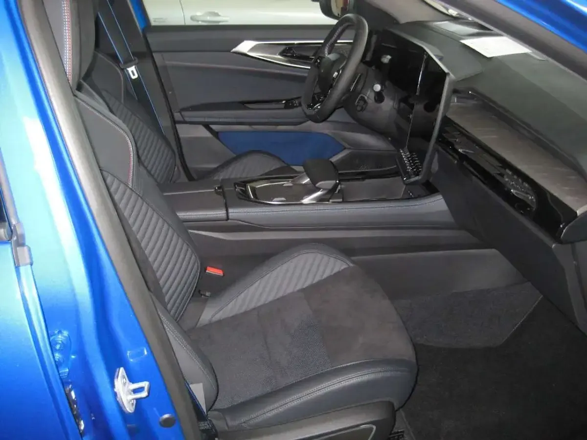 Gebraucht Renault Rafale Esprit Alpine 200 PS (147 kW) 2024 Blau SUV