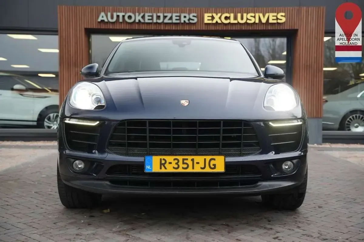 Używany Porsche Macan 258 KM (189 kW) 2017 Niebieski SUV