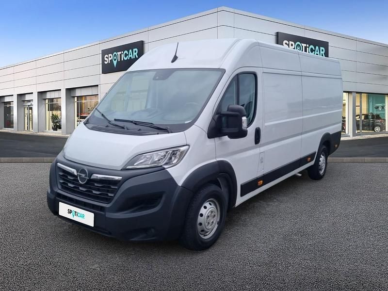 Weiß Gebraucht 2024 Opel Movano Edition Van | 25.390 € (Superpreis) - Bild 1/4