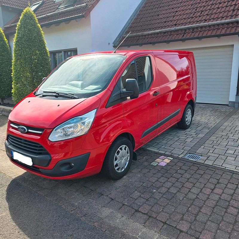 Rot Gebraucht 2015 Ford Transit Custom Van / Kleinbus | 6.460 € (Guter Preis) - Bild 1/4