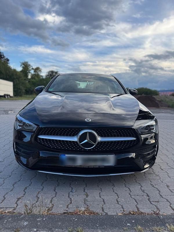 Schwarz Gebraucht 2022 Mercedes CLA220 AMG line Limousine | 30.000 € (Superpreis) - Bild 1/4