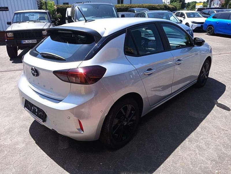 Gebraucht Opel Corsa 101 PS (74 kW) 2024 Silber Limousine