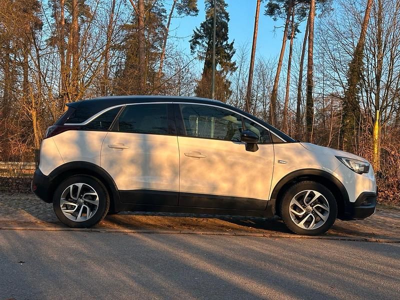 Gebraucht Opel Crossland X 120 PS (88 kW) 2018 Weiß SUV