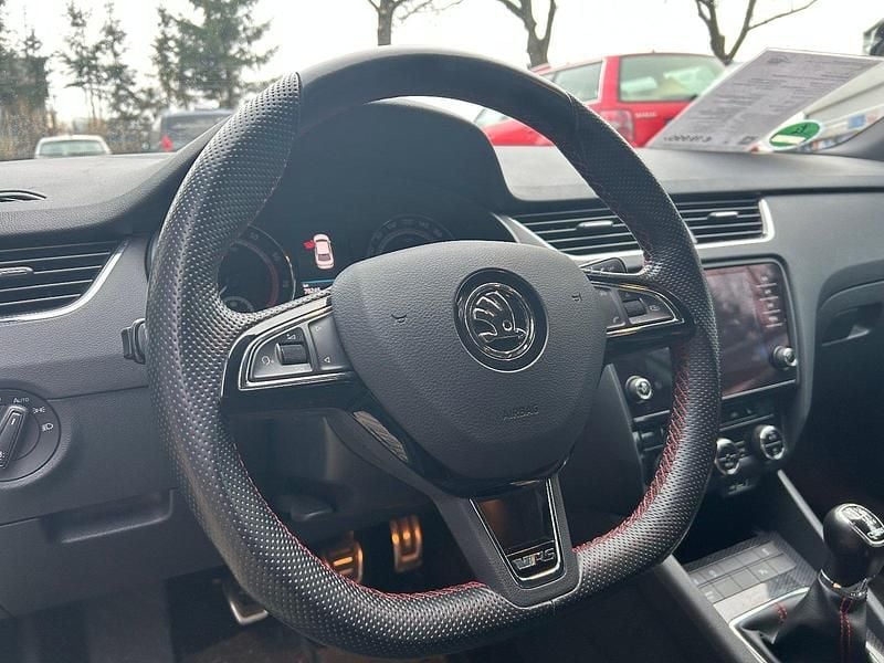 Gebraucht Skoda Octavia RS 230 PS (169 kW) 2018 Rallyegrün metallic Limousine