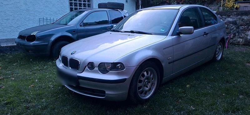 Usado BMW 316 116 HP (85 kW) 2002 Prateado Coupé