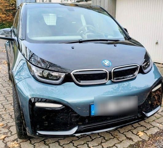 Blau Gebraucht 2021 BMW i3 Comfort Edition Kleinwagen | 21.900 € (Fairer Preis) - Bild 1/4