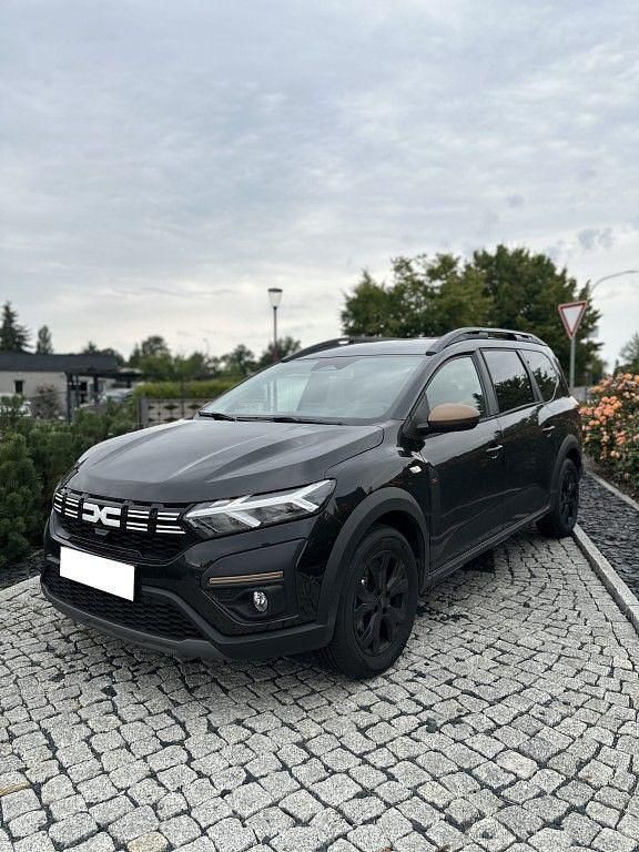 Gebraucht Dacia Jogger Extreme 110 PS (80 kW) 2024 Schwarz Van / Kleinbus