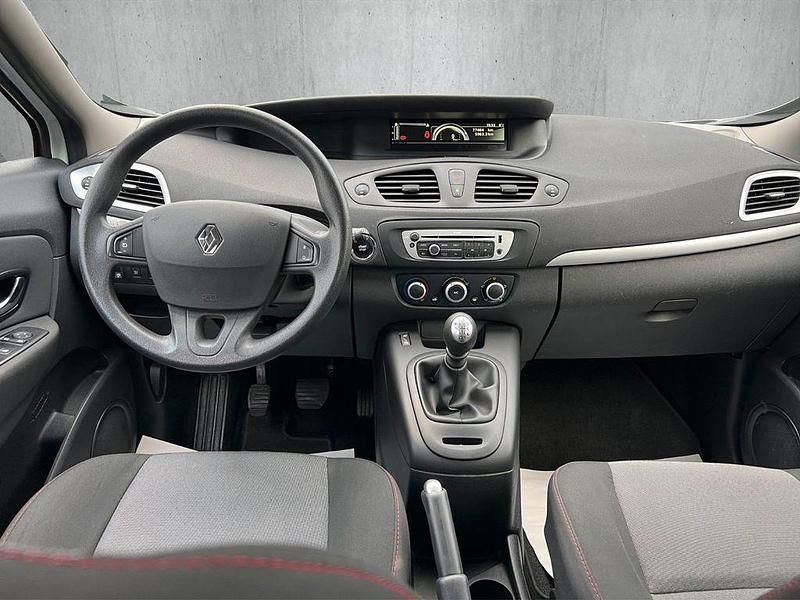 Gebraucht Renault Scénic III 116 PS (85 kW) 2016 Weiß Van / Kleinbus