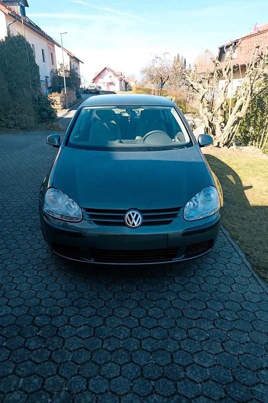 Gebraucht VW Golf IV 75 PS (55 kW) 2004 Grau Limousine