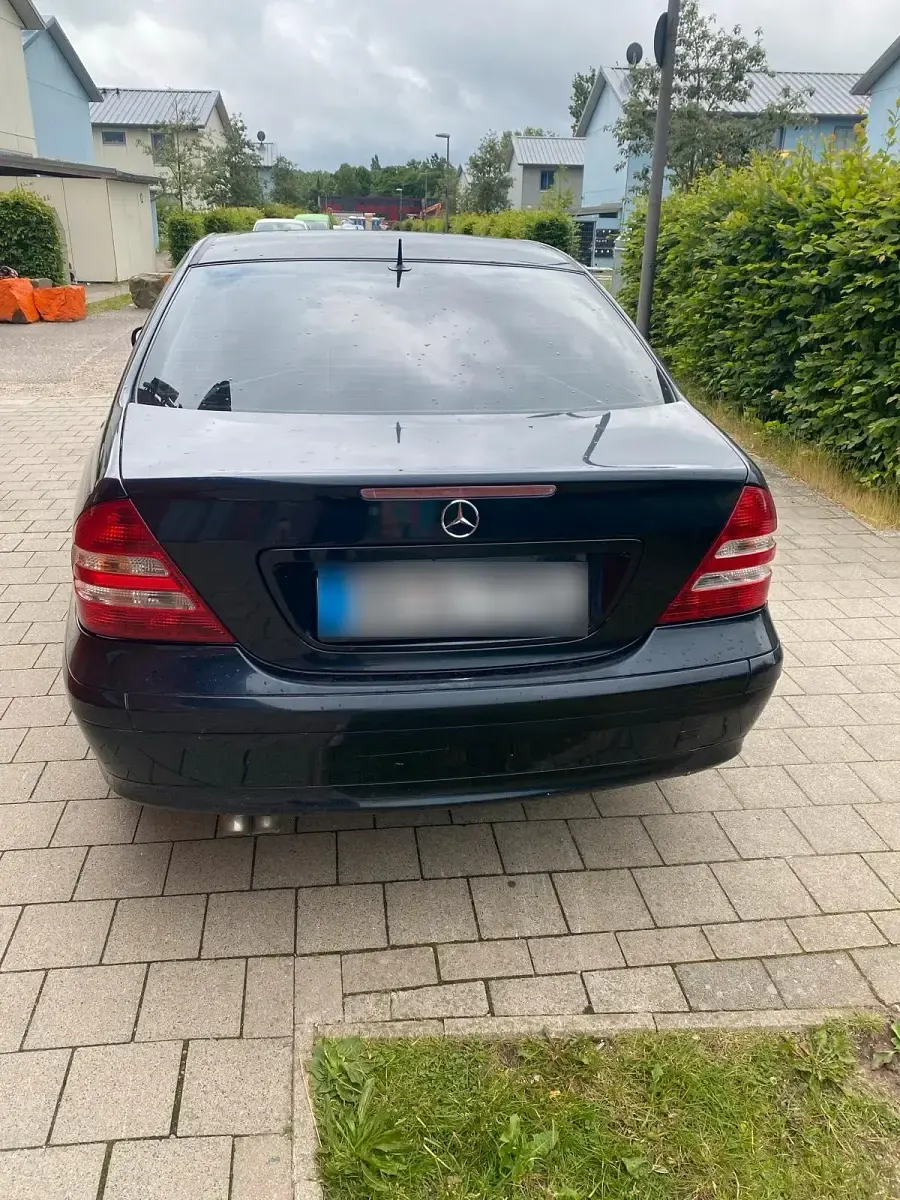 Gebraucht Mercedes C220 150 PS (110 kW) 2006 Schwarz Limousine