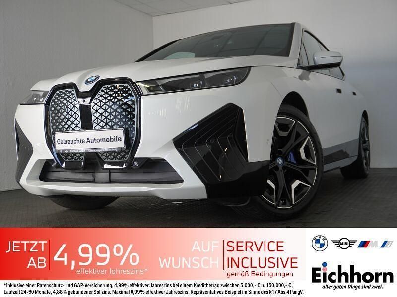 Weiß Gebraucht 2023 BMW iX Sport Line SUV | 65.640 € (Guter Preis) - Bild 1/4